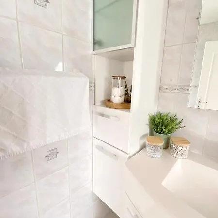 Sweety Home/ 4 Personnes/parking Gratuit Villa *