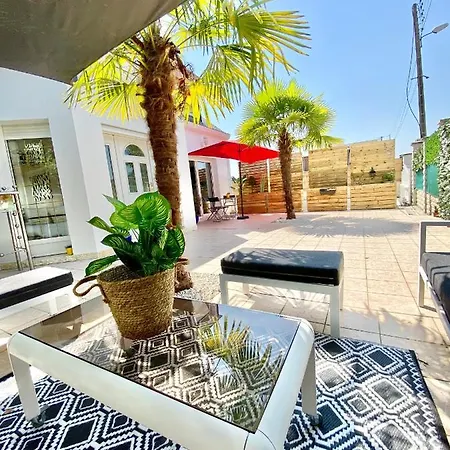 Sweety Home/ 4 Personnes/parking Gratuit Villa *