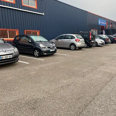 Sweety Home/ 4 Personnes/parking Gratuit